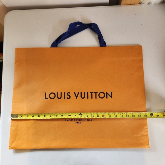 Louis Vuitton Large Empty Paper Gift Shopping Tote Bag 23"x17.5”x10” Decor - Picture 5 of 6